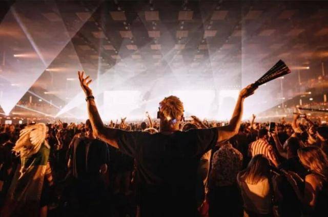 omorrowland将于上海盛大开启新葡京博彩就在本周末！全球顶级电音节T(图1)